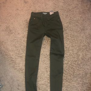 Levi’s Dark Green Jeggings